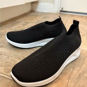 Tommy Bahama Black Knit Slip-On Sneakers